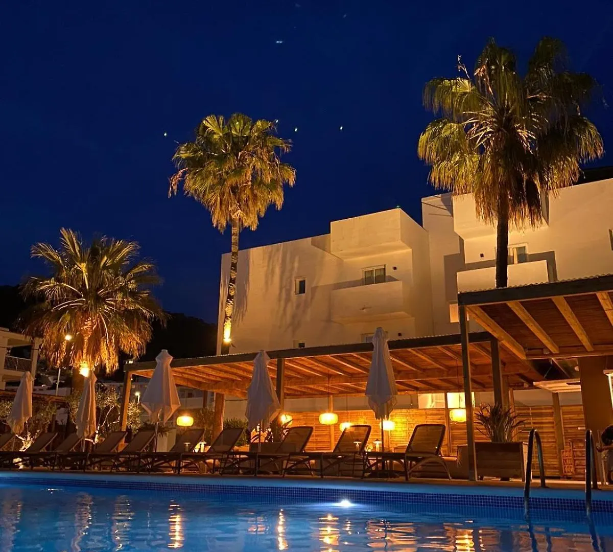 Apartamentos Ses Veles Cala Llonga  0*, Cala Llonga (Ibiza) Spain