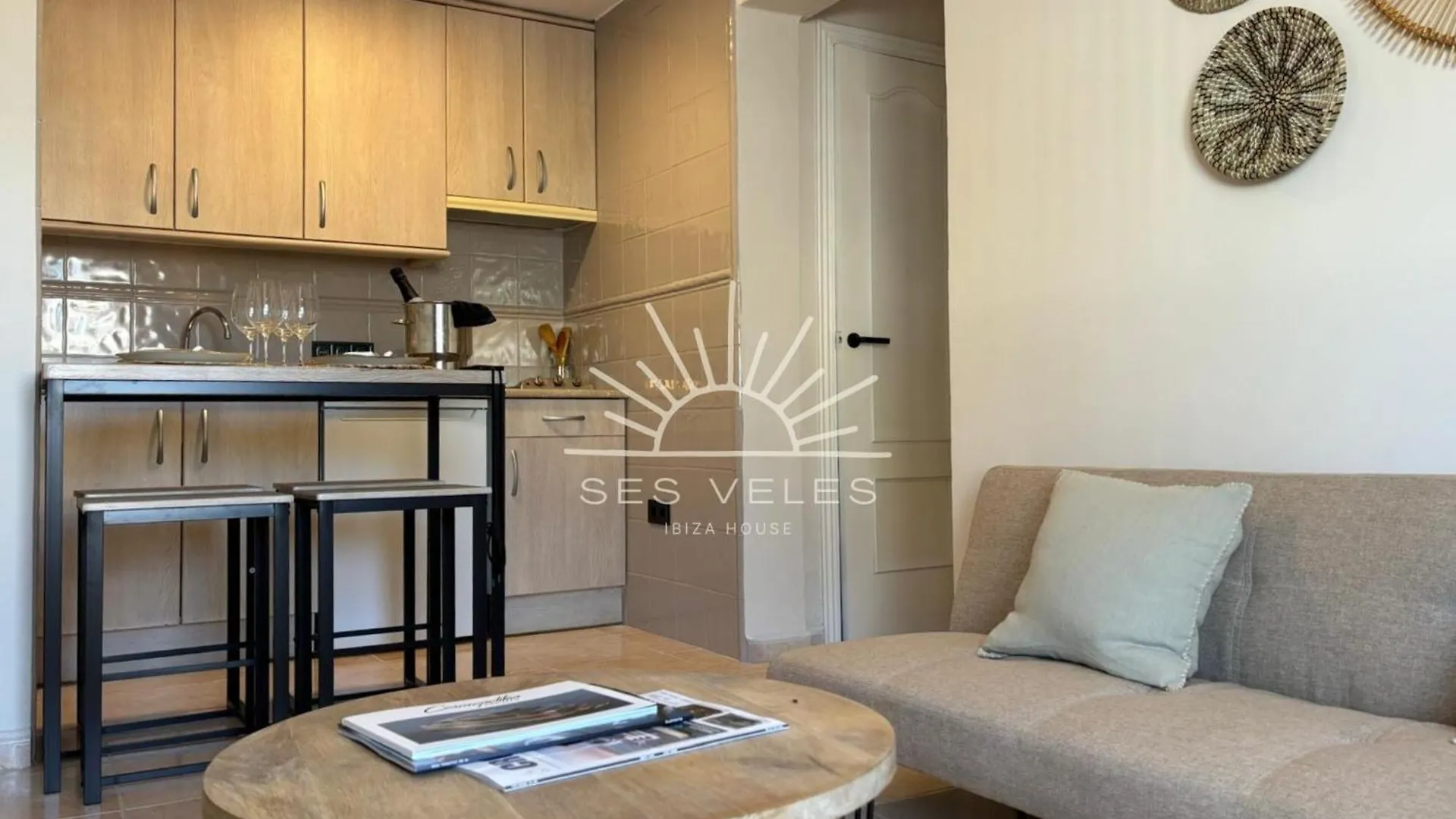 Apartamentos Ses Veles Cala Llonga  Cala Llonga (Ibiza)